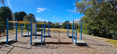 Monkey bars, Climbing walls, balance beams, monkey runs and other climbing elements