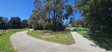 Carrum-Warburton Trail